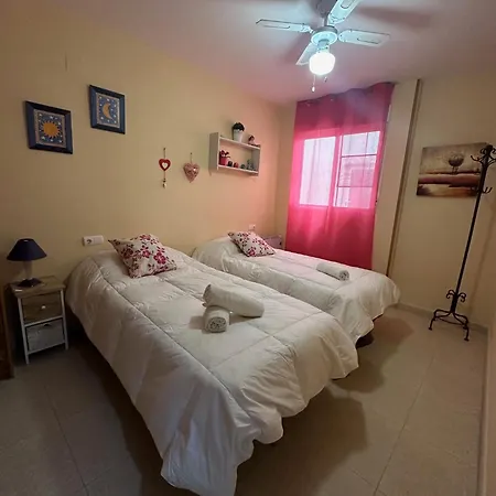 公寓 Apto Oropesa Pueblo Rentalholidays Ref 008 奥罗佩萨德尔马